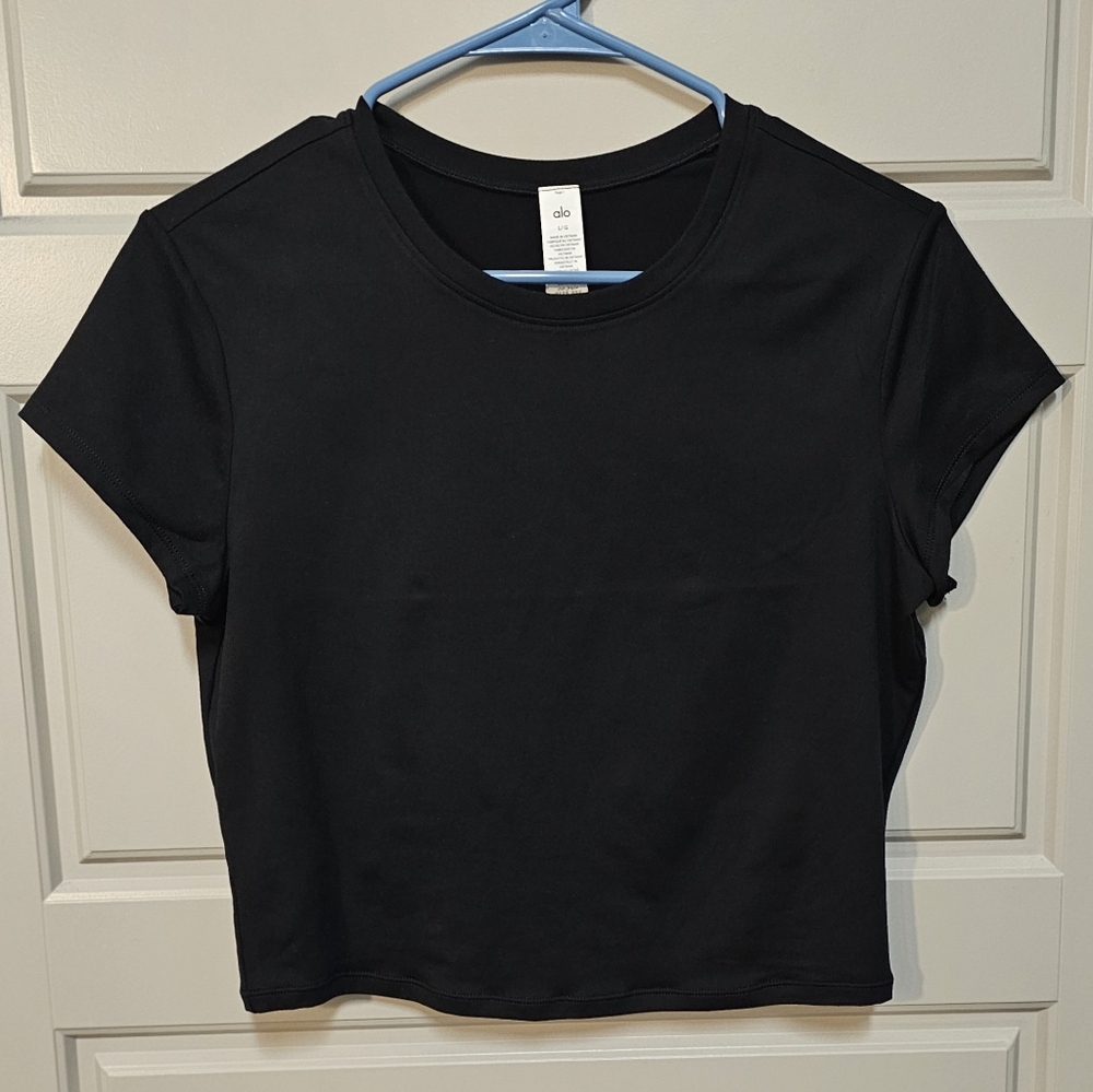 Alo Yoga Crop Finesse Short Sleeve